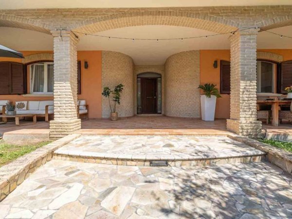 casa indipendente in vendita a Montescudo-Monte Colombo in zona San Savino