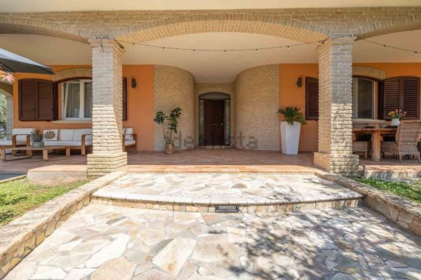 casa indipendente in vendita a Montescudo-Monte Colombo in zona San Savino