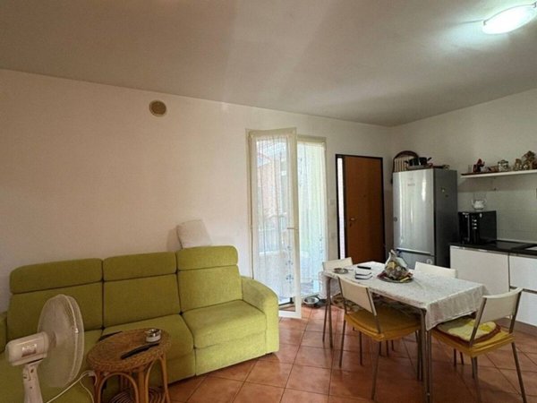 appartamento in vendita a Montescudo-Monte Colombo in zona Taverna