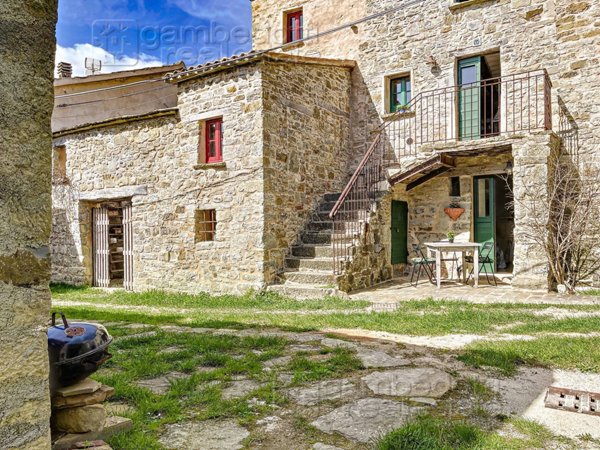 appartamento in vendita a Montecopiolo in zona Villagrande
