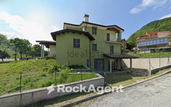 casa indipendente in vendita a Montecopiolo in zona Villagrande