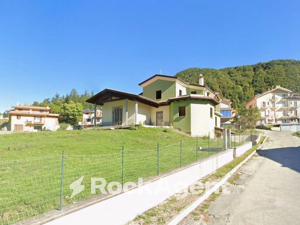 casa indipendente in vendita a Montecopiolo in zona Villagrande