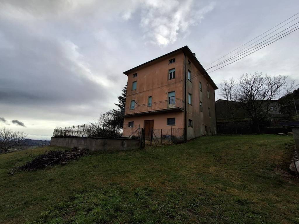 casa indipendente in vendita a Montecopiolo in zona Villagrande