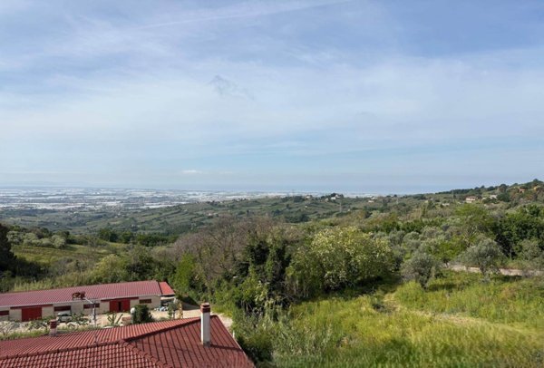 casa indipendente in vendita a Montecopiolo in zona Pugliano