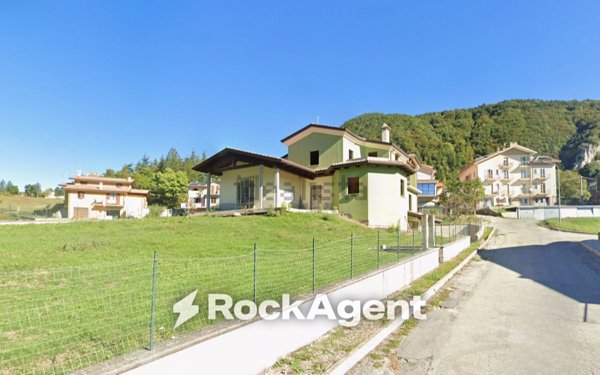 casa indipendente in vendita a Montecopiolo in zona Villagrande