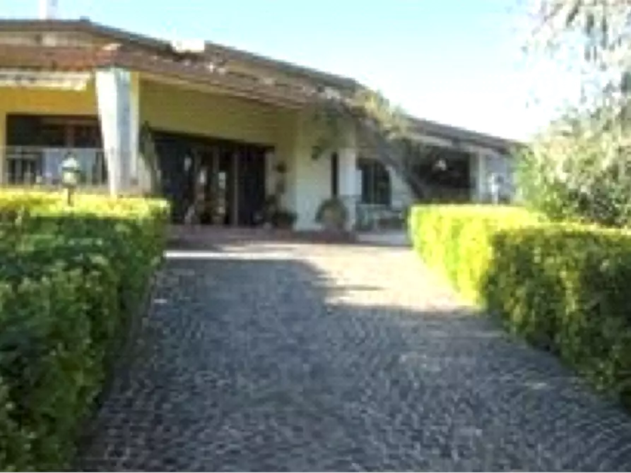 casa indipendente in vendita a Sassofeltrio