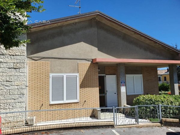 casa semindipendente in vendita a Sassofeltrio in zona Fratte