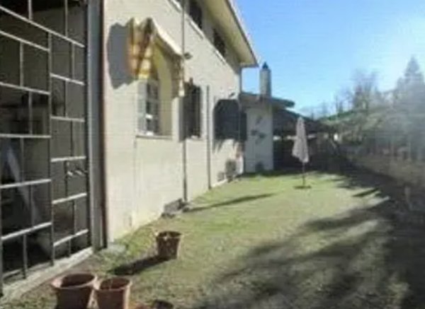 casa indipendente in vendita a Sassofeltrio in zona Fratte