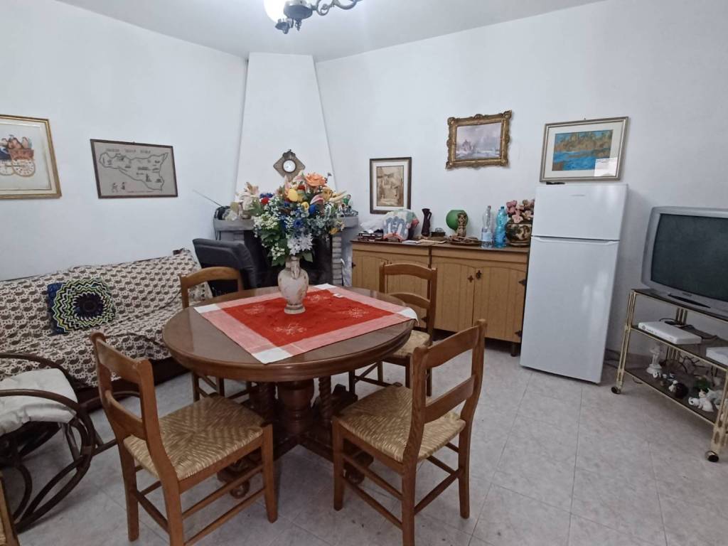 casa indipendente in vendita a Sassofeltrio in zona Gesso