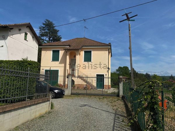 casa indipendente in vendita a Cassano Spinola