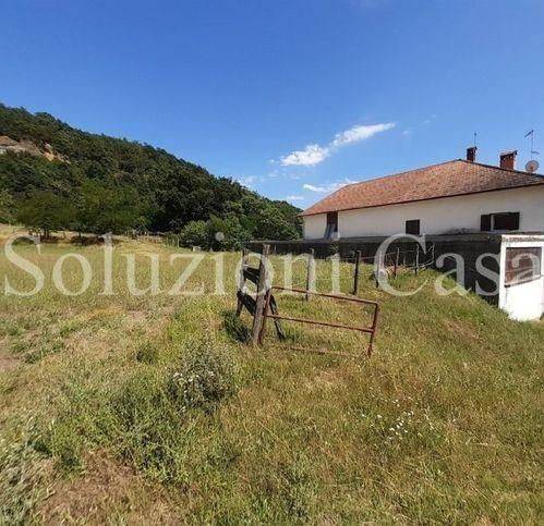 casa indipendente in vendita a Cassano Spinola