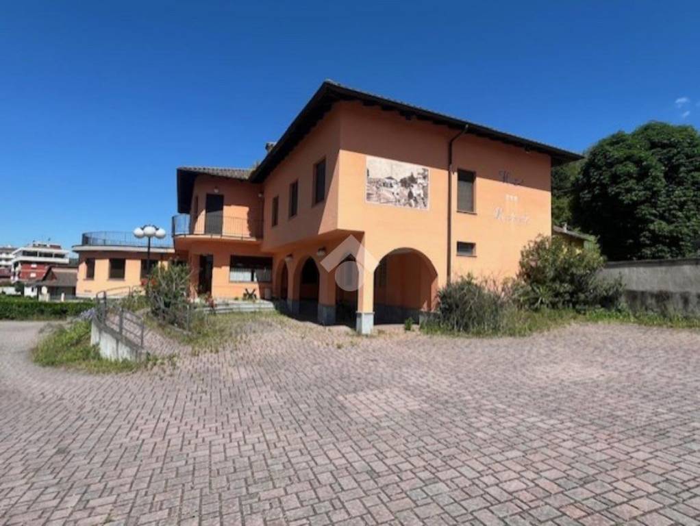 negozio in vendita a Cassano Spinola