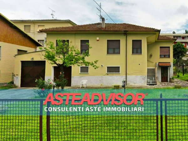 casa indipendente in vendita a Cassano Spinola