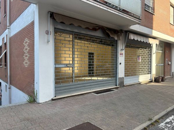 negozio in vendita a Cassano Spinola
