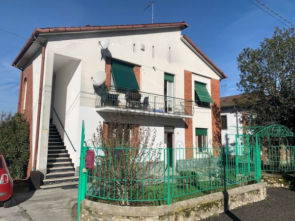 casa indipendente in vendita a Cassano Spinola