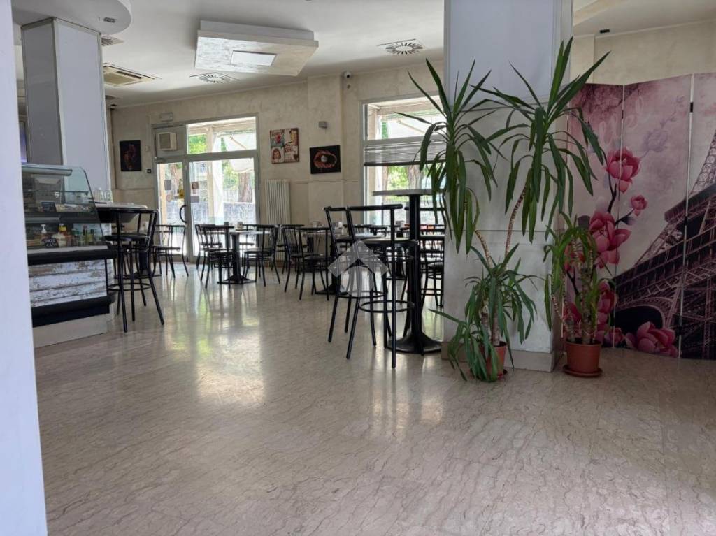 negozio in vendita a Cassano Spinola