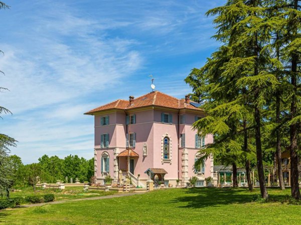 casa indipendente in vendita a Cassano Spinola