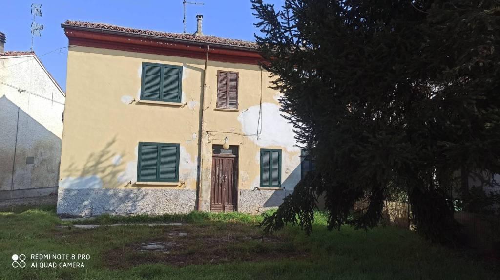 casa indipendente in vendita ad Alluvioni Piovera in zona Grava