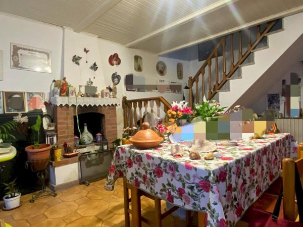 casa semindipendente in vendita ad Alluvioni Piovera