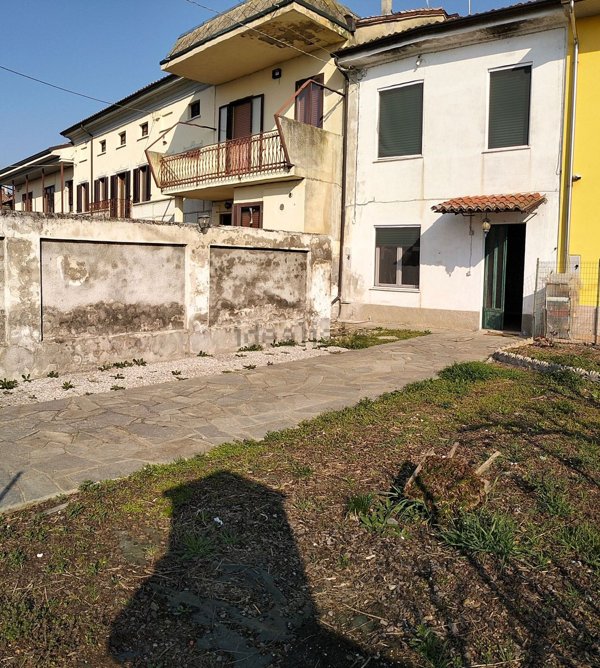appartamento in vendita ad Alluvioni Piovera