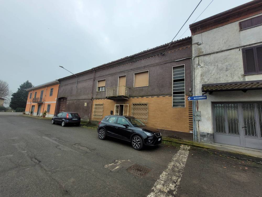 casa indipendente in vendita ad Alluvioni Piovera in zona Grava