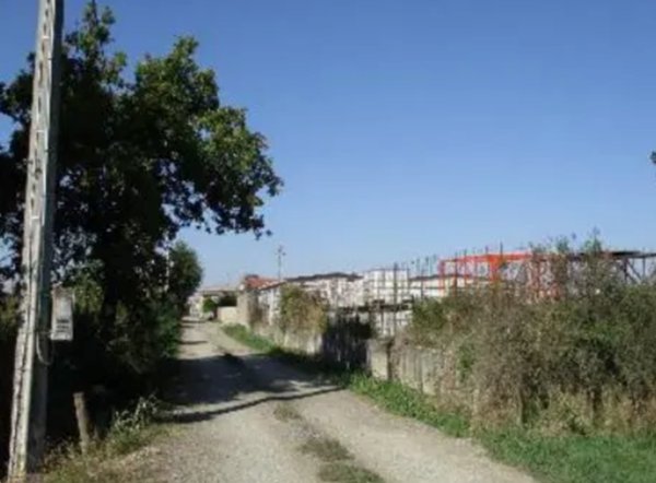 terreno edificabile in vendita ad Alluvioni Piovera in zona Grava