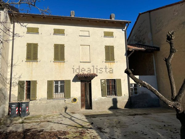 casa semindipendente in vendita ad Alluvioni Piovera in zona Montariolo