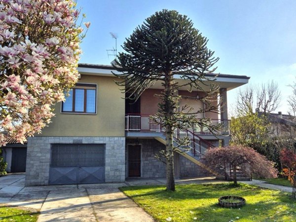 casa indipendente in vendita ad Alluvioni Piovera in zona Grava