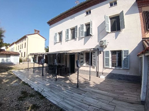 casa indipendente in vendita ad Alluvioni Piovera in zona Piovera