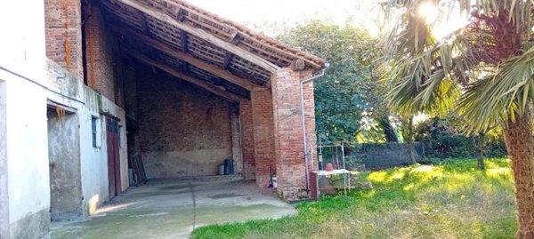 casa indipendente in vendita ad Alluvioni Piovera