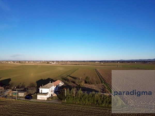 casale in vendita ad Alluvioni Piovera in zona Alluvioni Cambiò