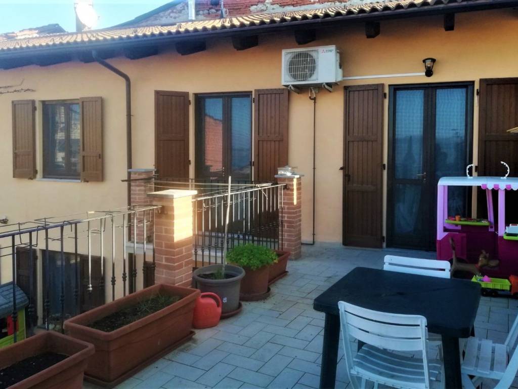 casa indipendente in vendita a Lu e Cuccaro Monferrato in zona Lu