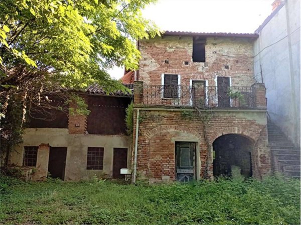 casa indipendente in vendita a Lu e Cuccaro Monferrato in zona Lu