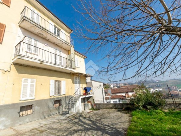 appartamento in vendita a Lu e Cuccaro Monferrato in zona Lu