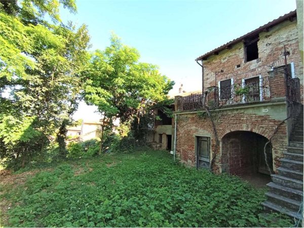 casa indipendente in vendita a Lu e Cuccaro Monferrato in zona Lu