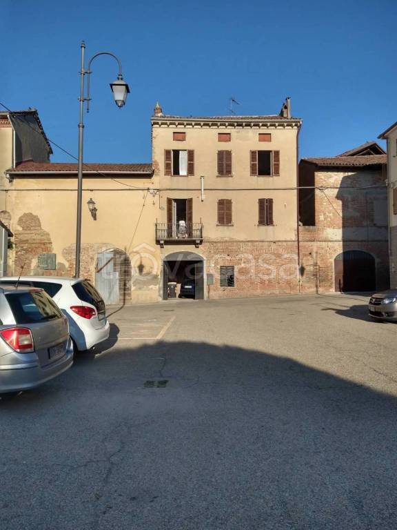 casa indipendente a Lu e Cuccaro Monferrato in zona Cuccaro Monferrato
