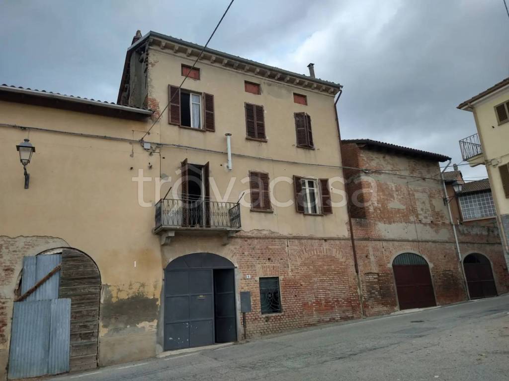 casa indipendente a Lu e Cuccaro Monferrato in zona Cuccaro Monferrato