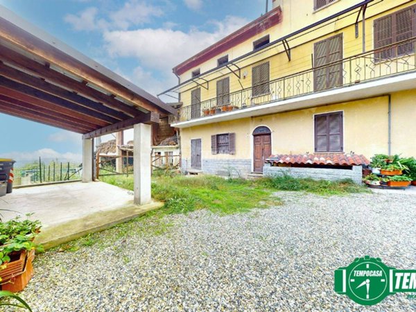 casa indipendente a Lu e Cuccaro Monferrato in zona Cuccaro Monferrato