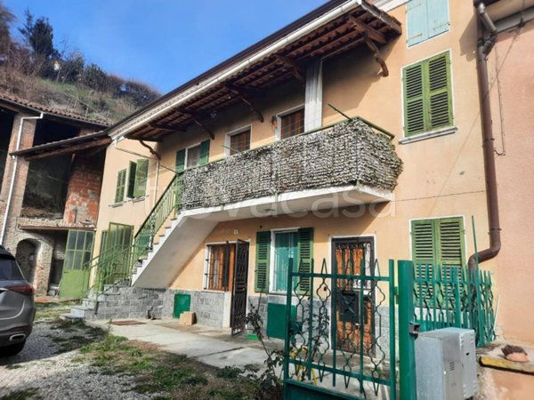 casa indipendente a Lu e Cuccaro Monferrato in zona Cuccaro Monferrato