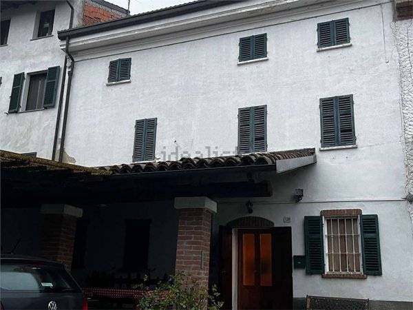 casa indipendente in vendita a Lu e Cuccaro Monferrato in zona Lu