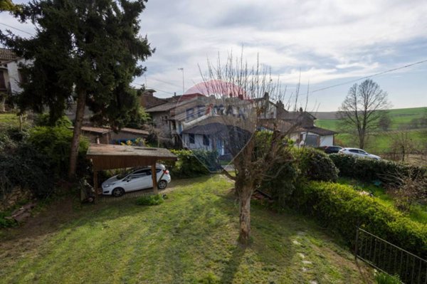 casa indipendente in vendita a Lu e Cuccaro Monferrato in zona Lu