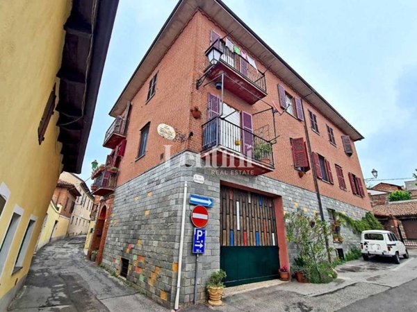 casa indipendente in vendita a Lu e Cuccaro Monferrato in zona Lu