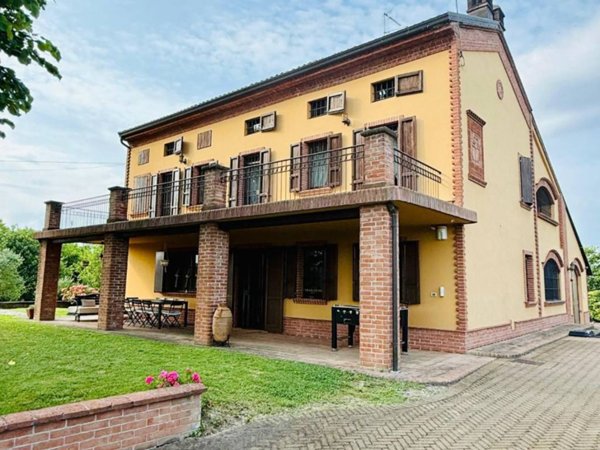 casa indipendente in vendita a Lu e Cuccaro Monferrato