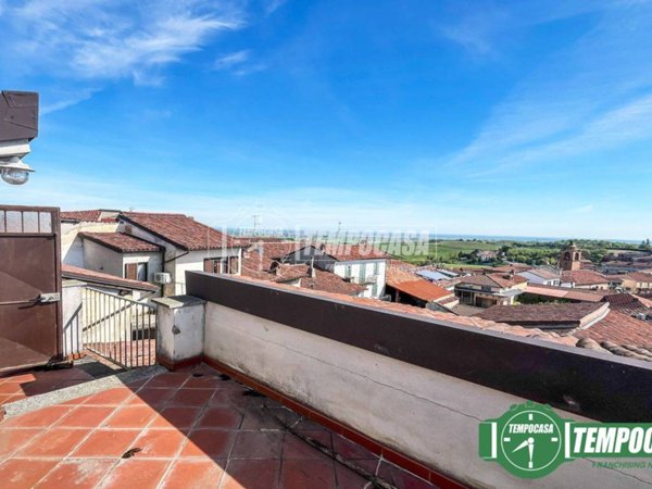 casa indipendente in vendita a Lu e Cuccaro Monferrato in zona Lu