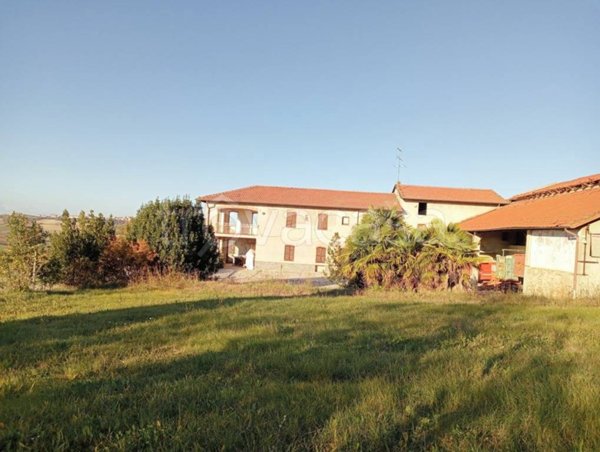 casa indipendente in vendita a Lu e Cuccaro Monferrato in zona Lu