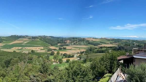 casale in vendita a Lu e Cuccaro Monferrato in zona Cuccaro Monferrato