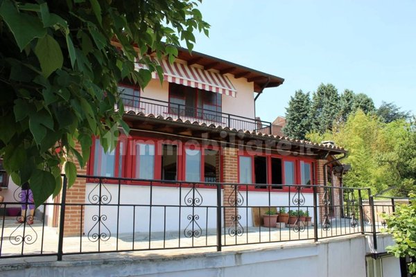 casa indipendente in vendita a Lu e Cuccaro Monferrato in zona Lu