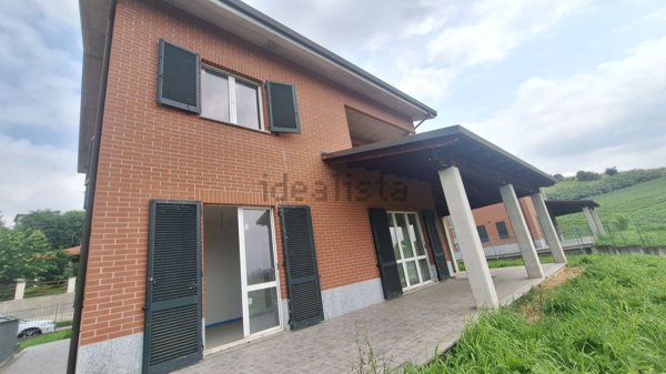 casa indipendente in vendita a Lu e Cuccaro Monferrato