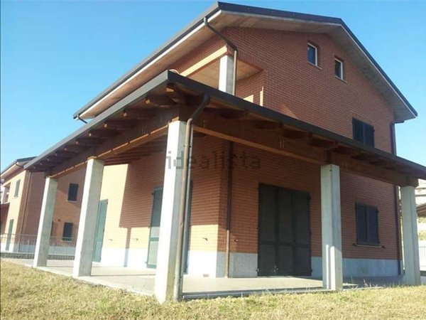 casa indipendente in vendita a Lu e Cuccaro Monferrato