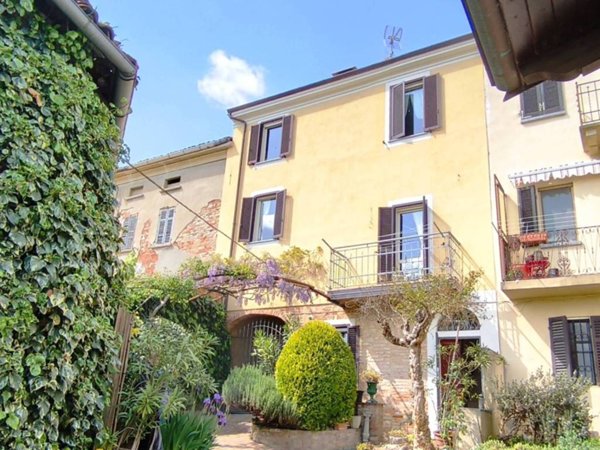 casa indipendente in vendita a Lu e Cuccaro Monferrato in zona Lu